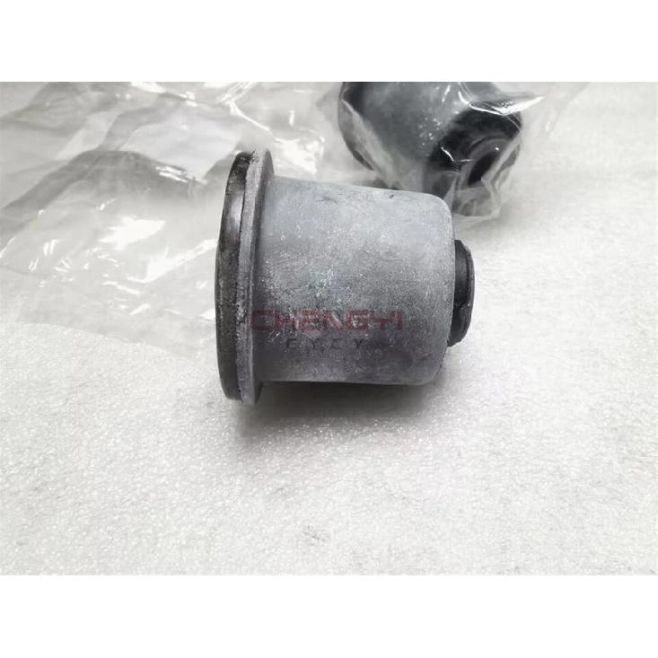 Front Suspension Support Arm Upper Swing Arm Bushing Rubber Sleeve For Pajero Montero V63W V73W V77W V93W V97W V98W MR519398