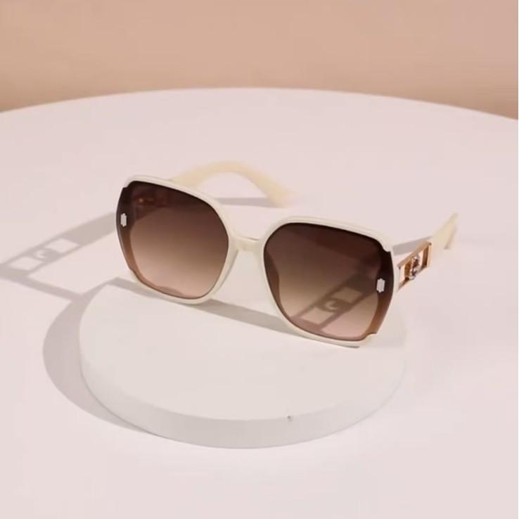 New G home women's high-end glasses UV-proof sunglasses large frame round face thin sunscreen sunglasses