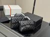 2025 Spring/Summer Luxury Quilted Leather Crossbody Bag with Chain Handle