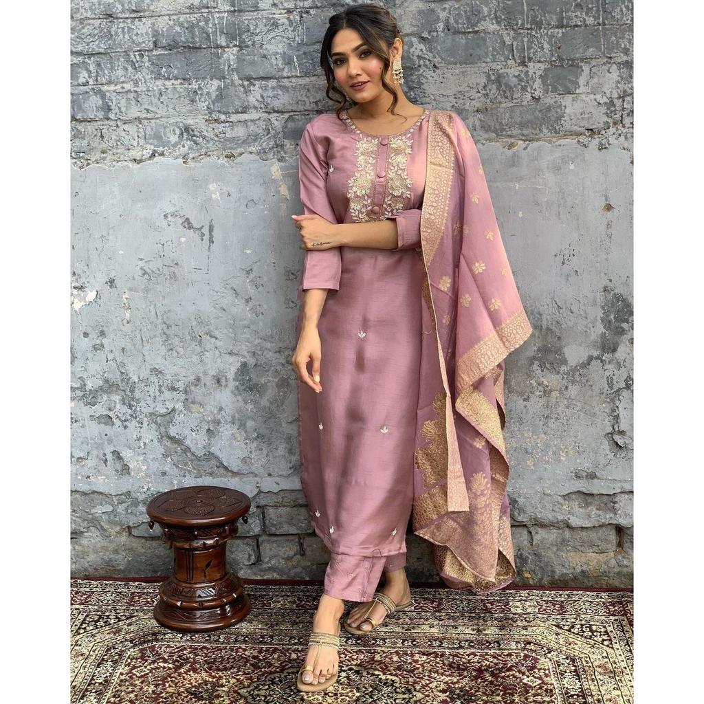 Viscose Chanderi Designer Kurti Pant Set Indian Bollywood Party Wear Kurta Set VGP-1399