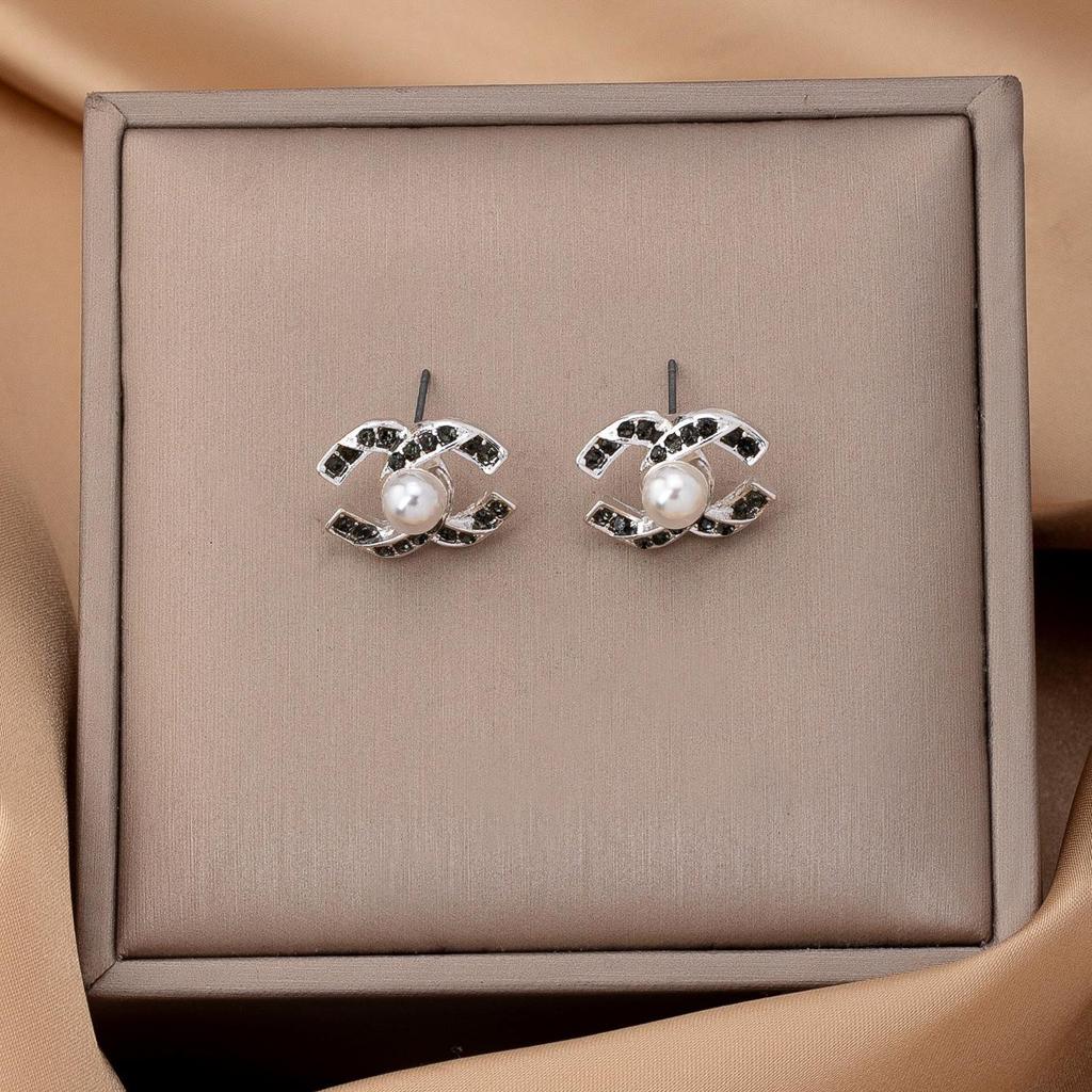 Daisy Jewelry: Imitation Pearl & Rhinestone CC Pendant Earrings for Women's Daily Wear