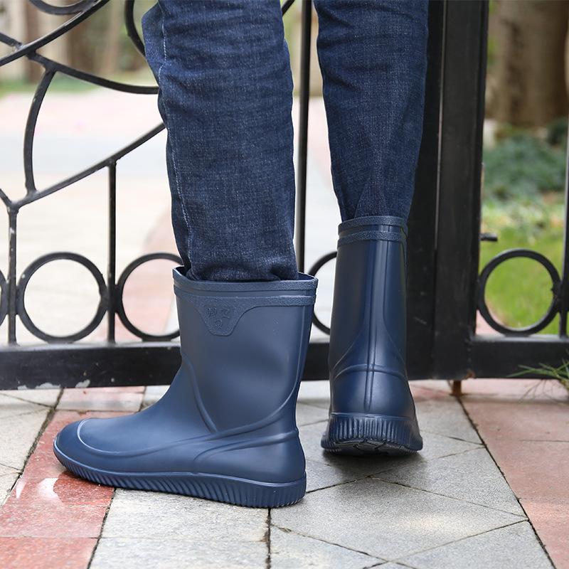 Water shoes rain shoes fashion men's medium tube rain boots rubber shoes galoshes fishing rubber shoes