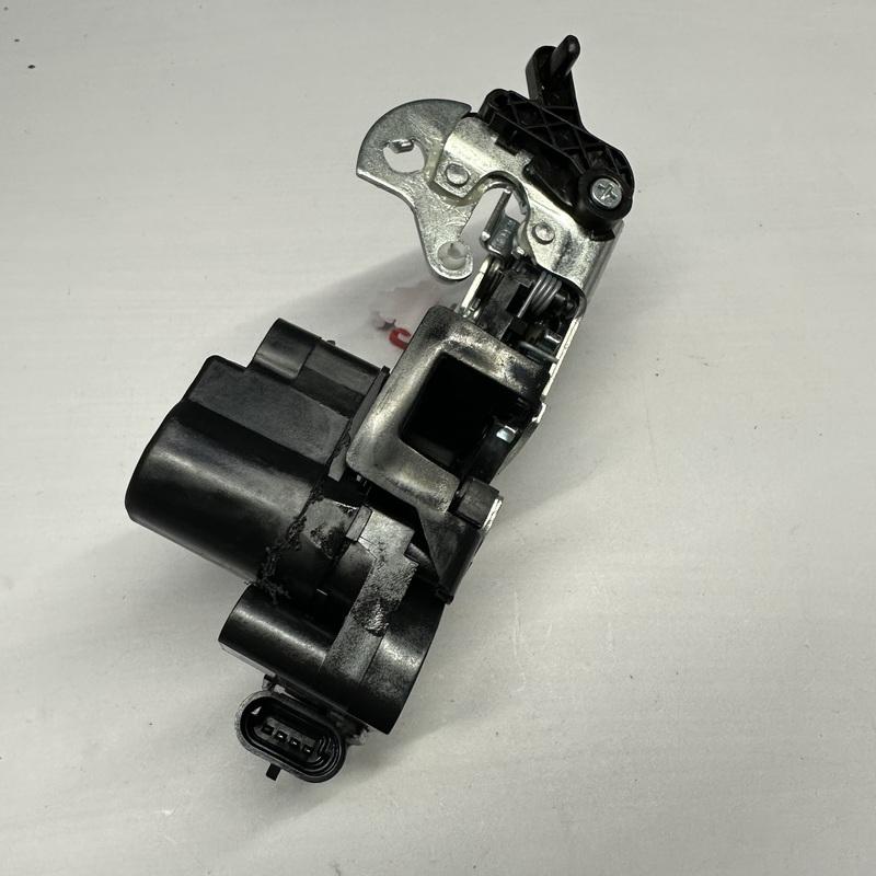 1 Piece Door Lock Block Actuator For Ssangyong Rexton 2001-2016 7131A08003 Rear Left
