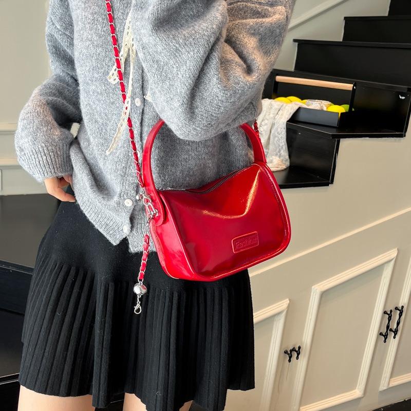 Versatile niche premium new fashion messenger bag shoulder summer portable women's bag