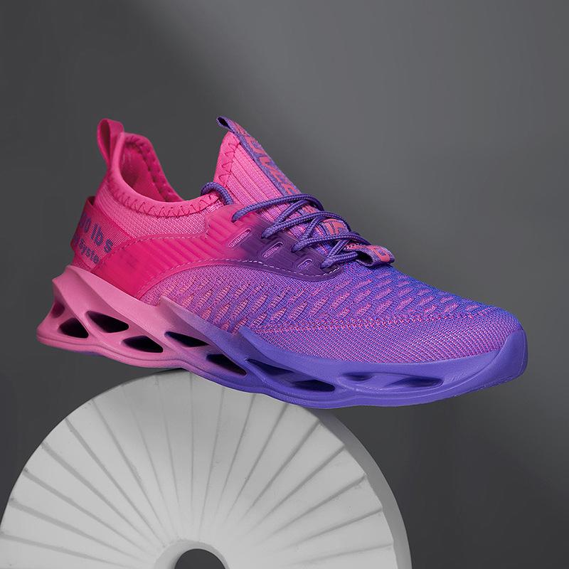 Large size flying flag mesh outdoor sports casual shoes lightweight soft sole non-slip travel running shoes