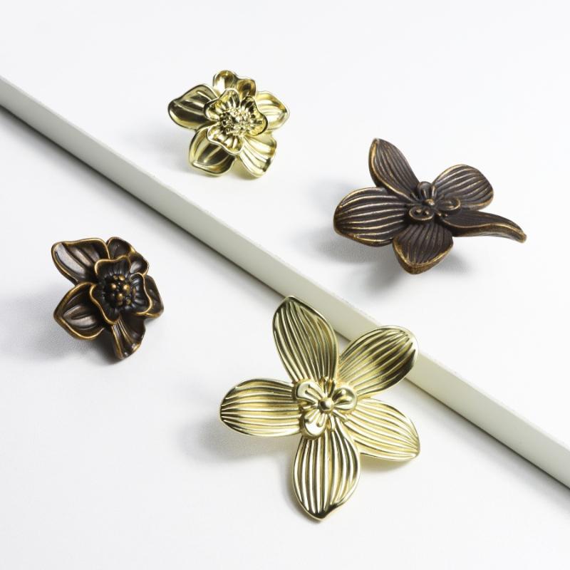 Vintage Floral Cabinet Pulls Creative Petal-shaped Single Hole Drawer Handles Zinc Alloy for Kitchen Wardrobe Bathroom Furniture