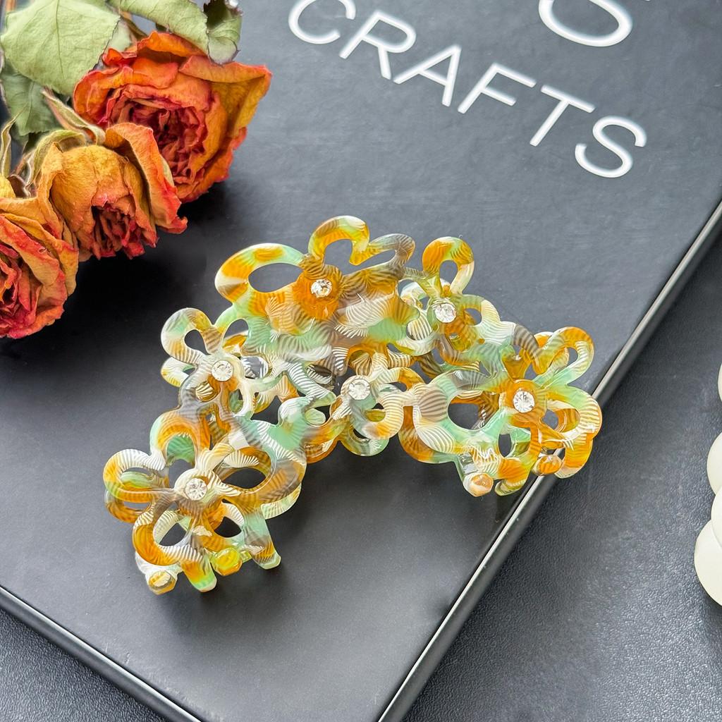 

Stylish Geometric Pattern Acetate Hair Claw Clip In Luxury Colors For Fashionable Women Green9cm