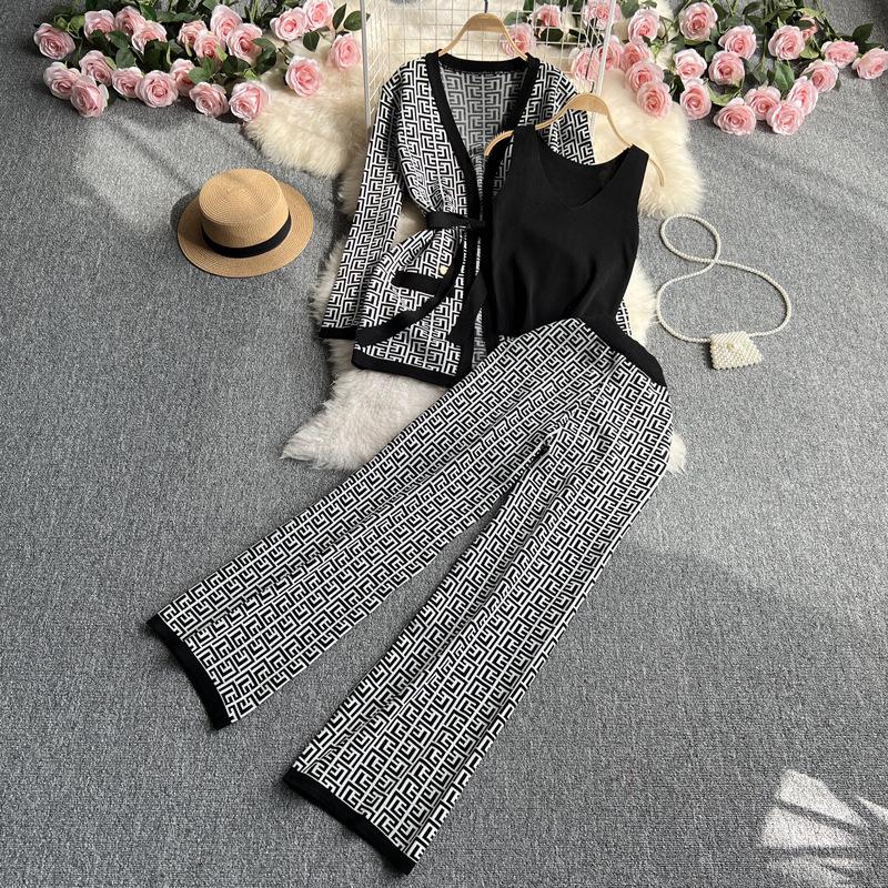Chic Women's V-neck Cardigan & High-waisted Wide-leg Pants Set