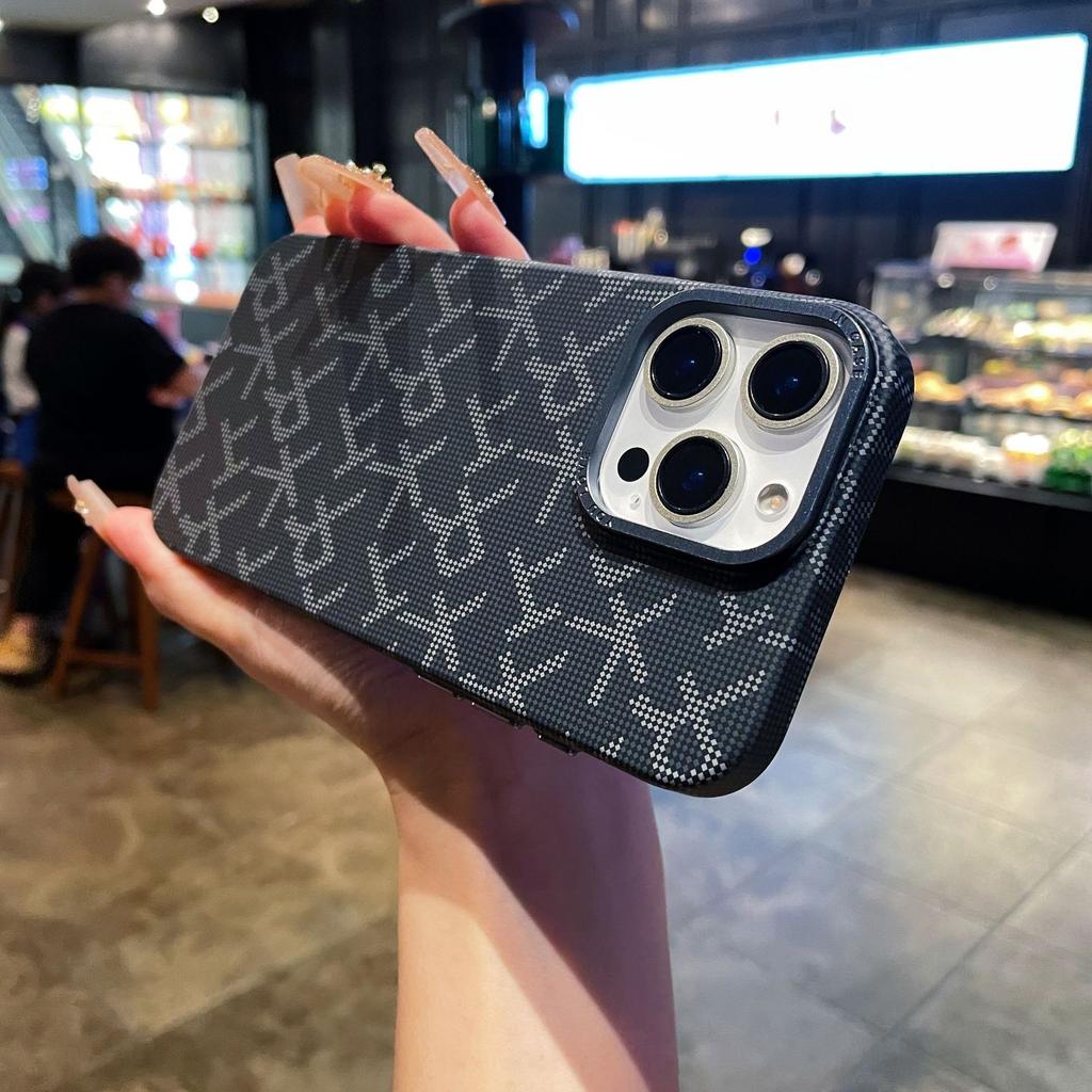 Retro Phone Case for IPhone 16 Carbon Fiber Pattern Protective Case for Apple 15 Promax Case for Huawei Mate70 Trend