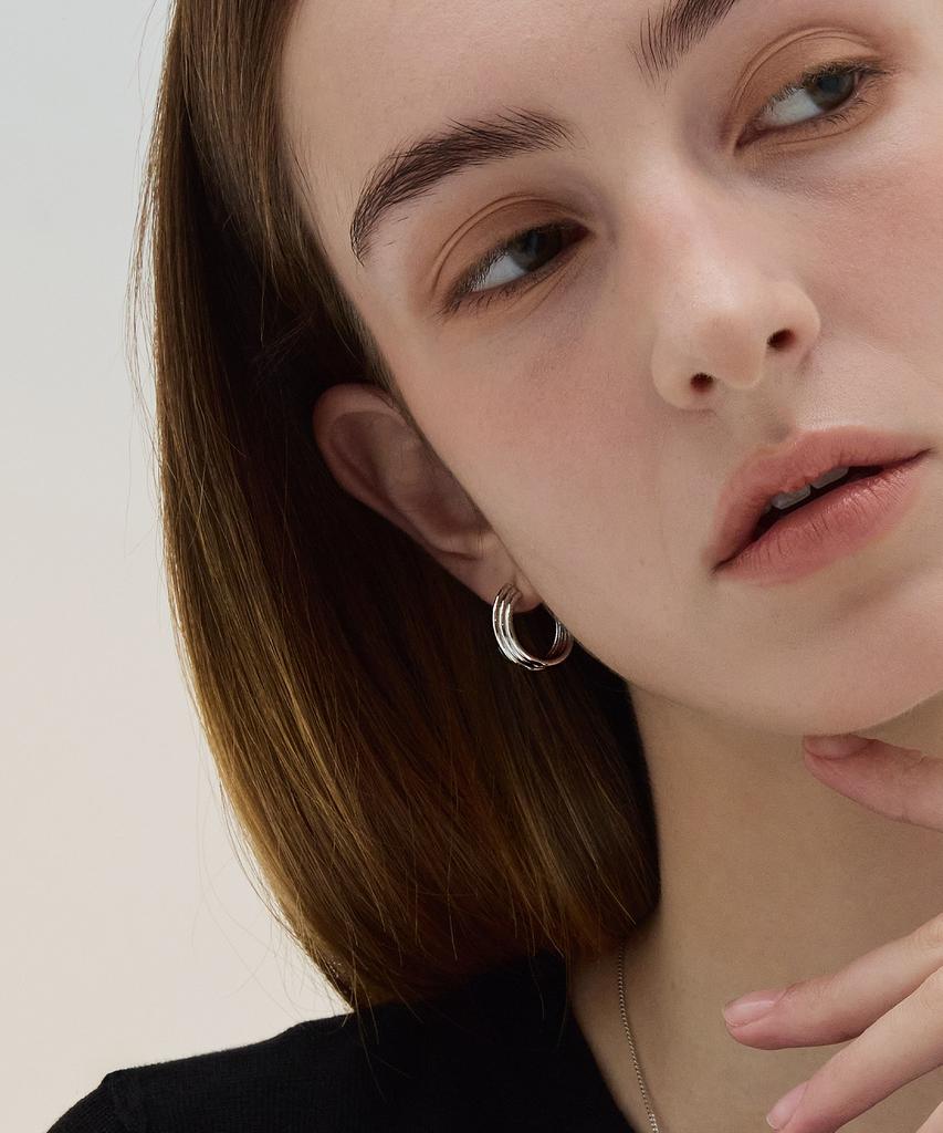 Dawnf 02H01M Polished Silver Hoop Earrings