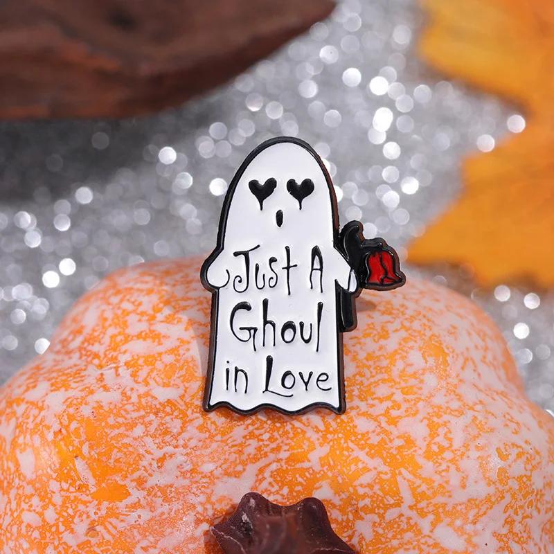 

1PCS Halloween Ghost Brooch Alphabet Pins for Backpacks Decoration Jewelry Party Birthday Gift