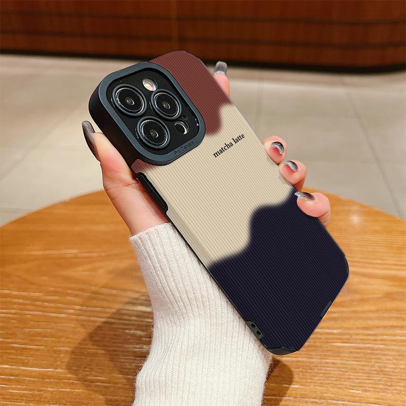 Vertikal genarbtes Lederhülle Liebes-Druckmuster Stoßfestes Weiches Silikon-Case mit Kameraobjektiv Vollschutz für iPhone