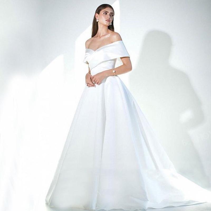French Satin Light Wedding Dress 1011 New One-word Shoulder Trailing Temperament Simple Hepburn Style Main Wedding Dress