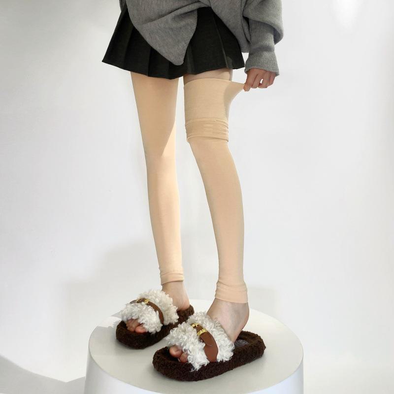 Protiskluzové ponožky po stehna se sametovou podšívkou: Teplé zimní podkolenky