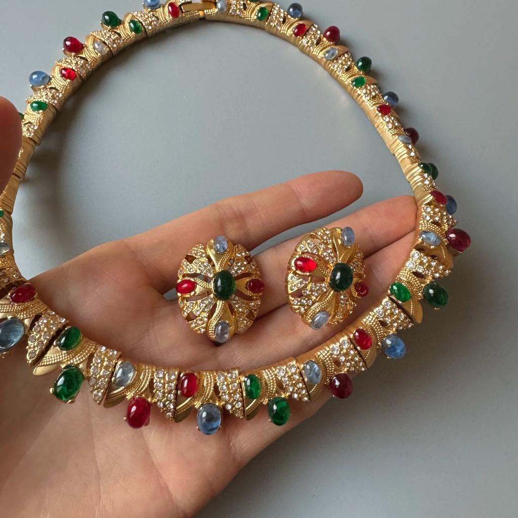 Vintage Palaststil Zart Premium Elegant Luxuriös Voll Inkrustiert Schweres Handwerk Halskette und Ohrstecker Set Damenschmuck