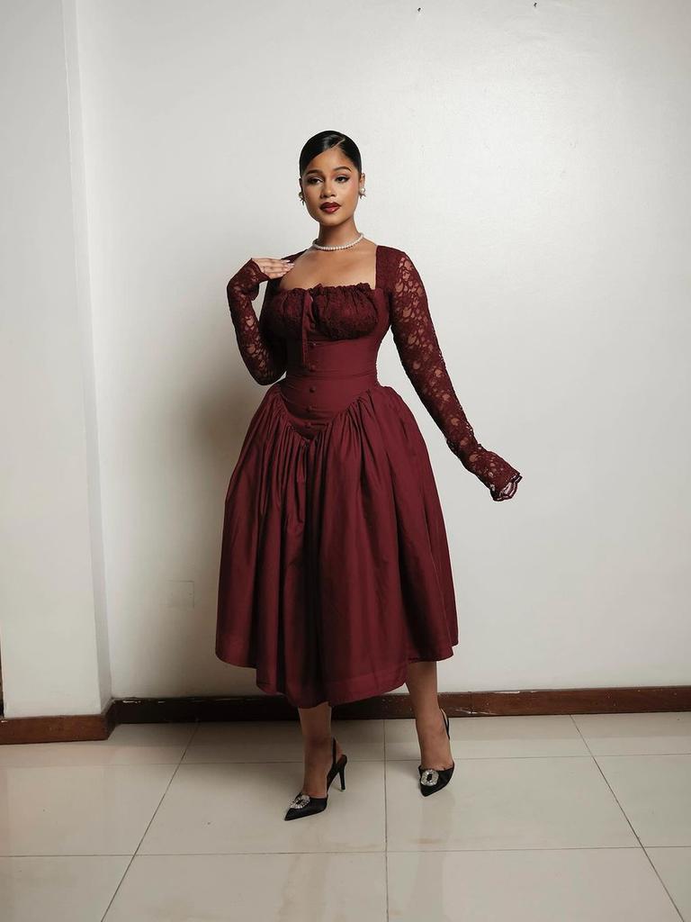 Women's Spring New Style Temperament Square Collar Lace Long Sleeve Ruched Waist Solid Color Midi Dress