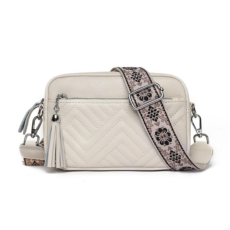 New First-layer Cowhide Bag, Jacquard Shoulder Strap, Messenger Bag, Trendy and Fashionable Versatile Women's Bag, Shoulder Bag, Small Square Bag.
