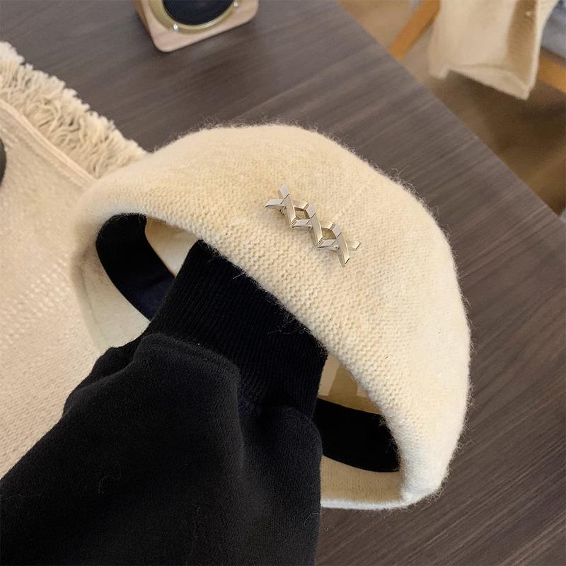 Black beret women's autumn and winter versatile woolen warm face small hat big head circumference bud painter hat