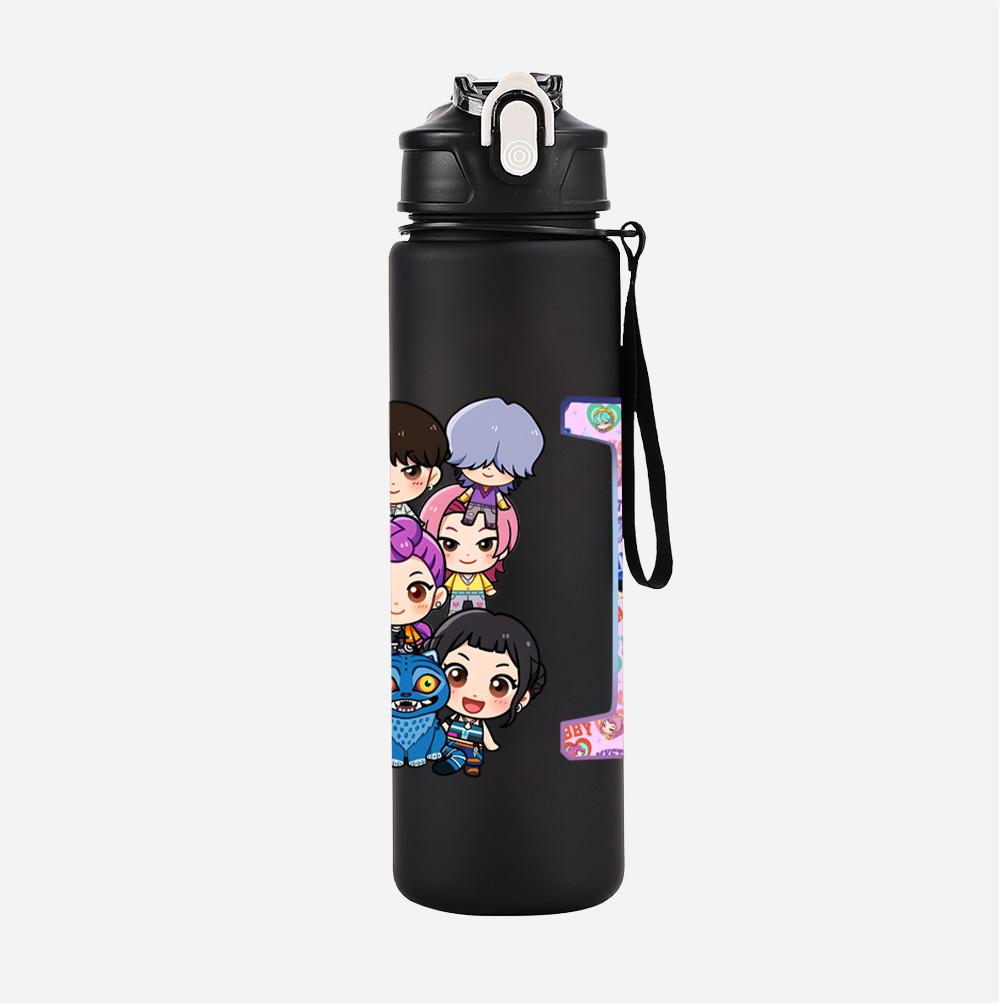Borraccia da 750 ml 26 Lettere Inglesi K-Pop Demon Hunters Stampato Tazza da Bere di Grande Capacità Portatile per Sport all'Aperto Tazza da Acqua Regalo per Bambini