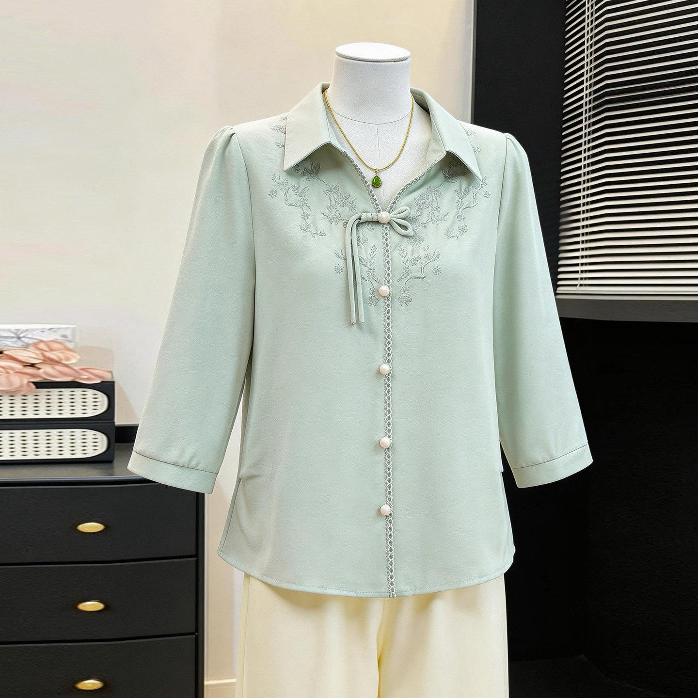 

Spring 2026 Elegant Embroidered Shirt for Middle-aged Women - Chinese Style XL (Up to 105 lbs)