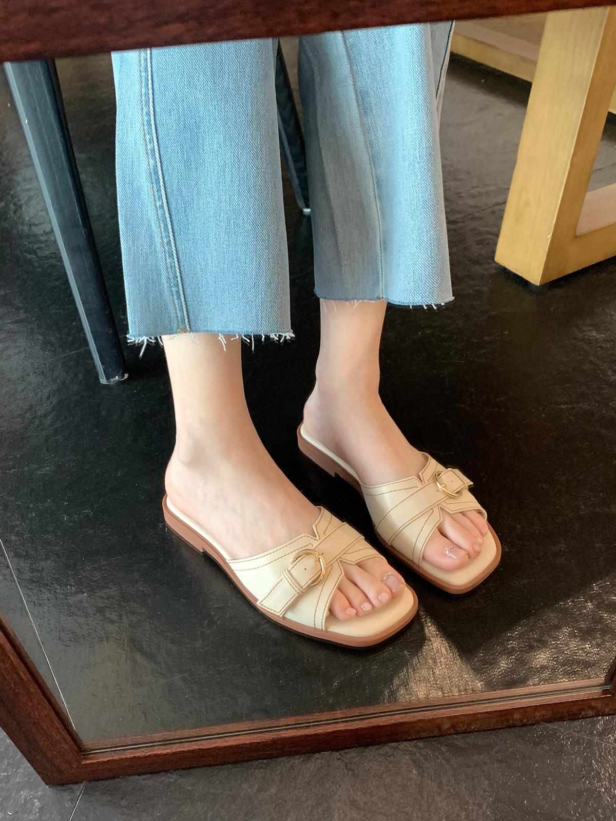 

Sheepskin shoes women s summer wear niche diagonal cut square head bright line belt buckle flat bottom cool slippers 40