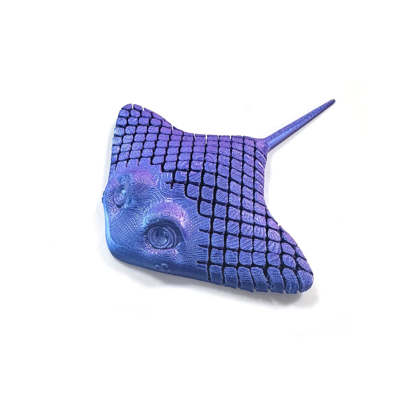

3D Printed Movable Manta Ray Toy Model - Realistic Jointed Fish Ornament синий/фиолетовый