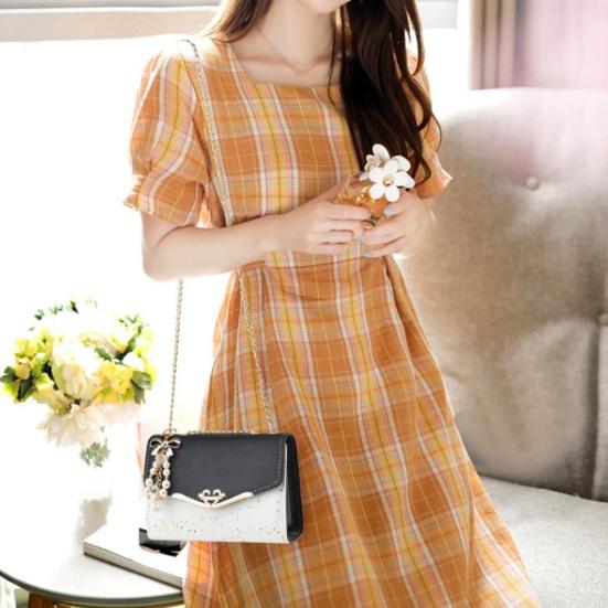 Women Shoulder Bag Faux Pearl Bow Pendant Decor Sequin Hard Shell Faux Leather Crossbody Bag Commuting Travel