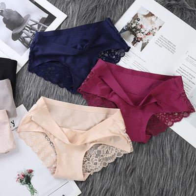 Lady Underpants Mid Waist Lace Trim Butt-covered Seamless Solid Color Elastic Panties Comfort Daily Sport Briefs