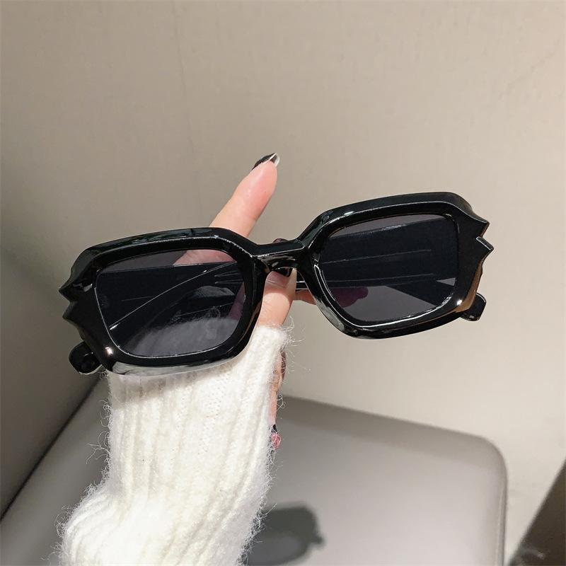 

Vintage Y2K Brand Designer Square Sunglasses Women For Men Stylish Sun Glasses Luxury Trending Candy Color Punk Shades UV400 Quality