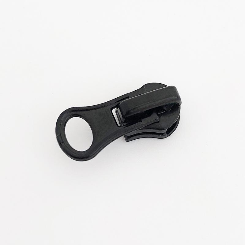 Universal Metal Zipper Puller for Duvet Covers, Backpacks, and Jackets