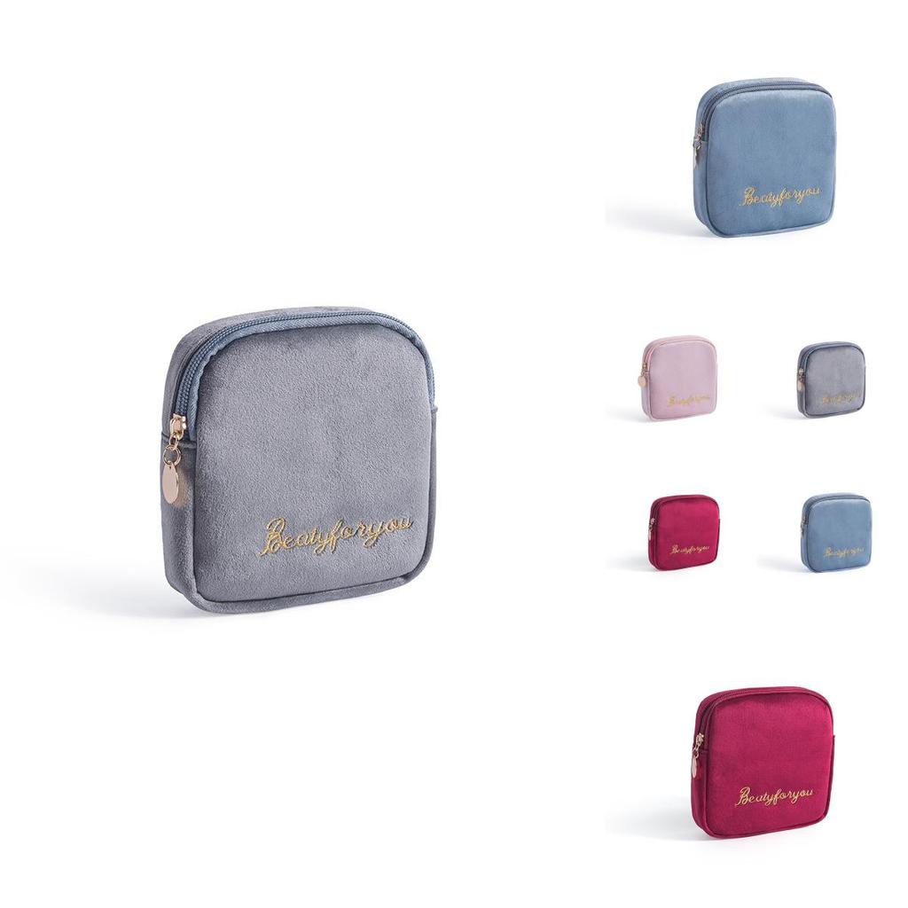 Portable Plush Sanitary Napkin Storage Bag Modern Minimalist Style Travel Organizer