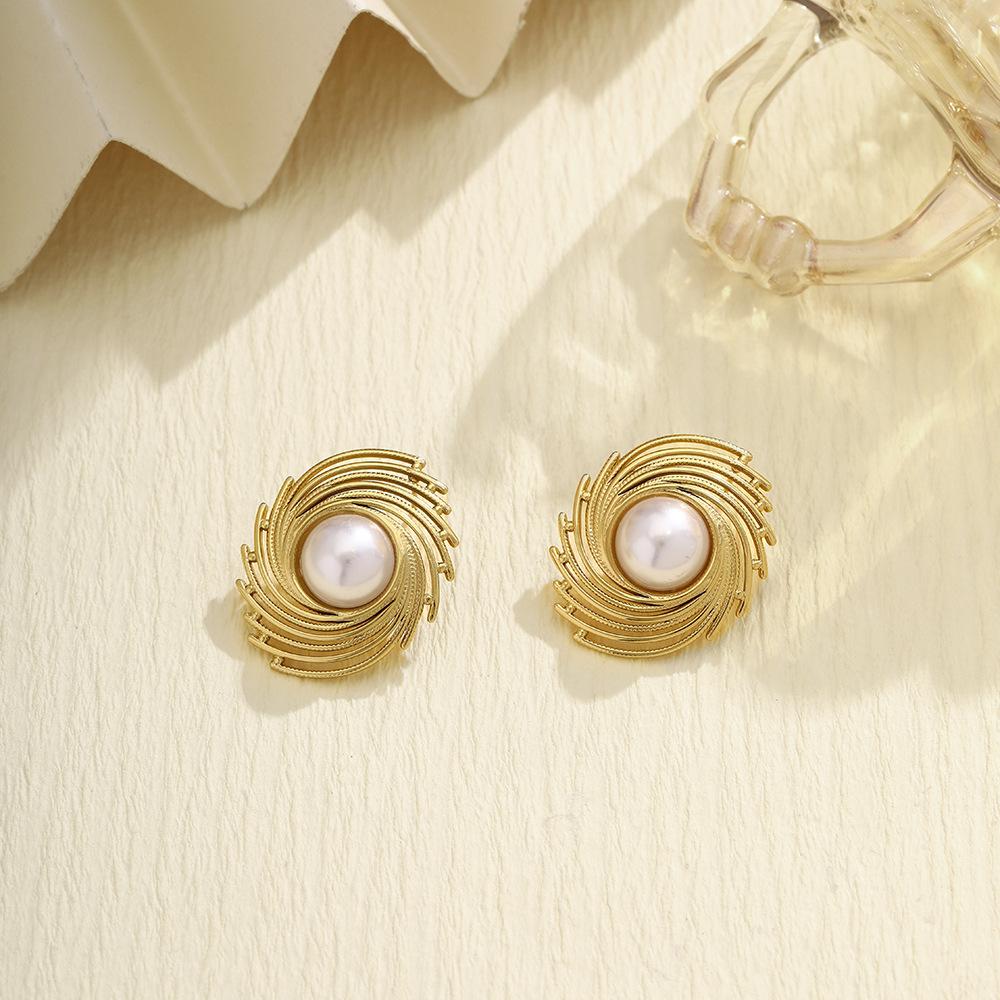 Retro Texture Pearl Earrings Exaggerated Stainless Steel Metal Wind Flower Stud Earrings Temperament Niche Design Earrings