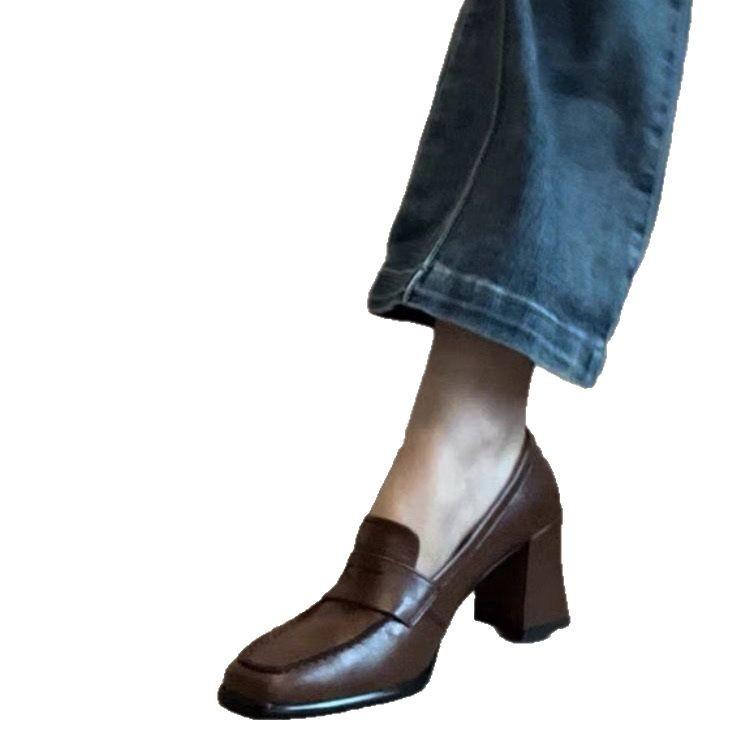 Loafers women's skirt thick heel high heels British style small leather shoes comfortable temperament square head new black single shoes