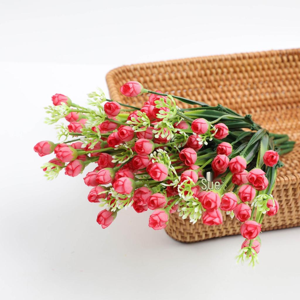Artificial Greenery Bouquets for Home, Hotel, Wedding, and Decoration