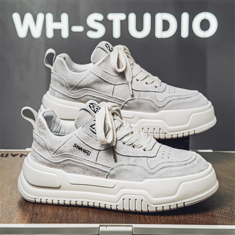 Men 's Casual Four Seasons Fashion Skateboarding Students Comfortable Sneakers Boys Trending Soft Sole Breathable Shoes