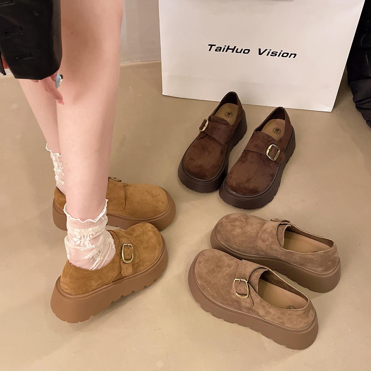 Muffin autumn and winter 2025 loafer heightening women s thick-soled velvet versatile new retro Birkenstocks cotton shoes small man 35 коричневый 5014₽