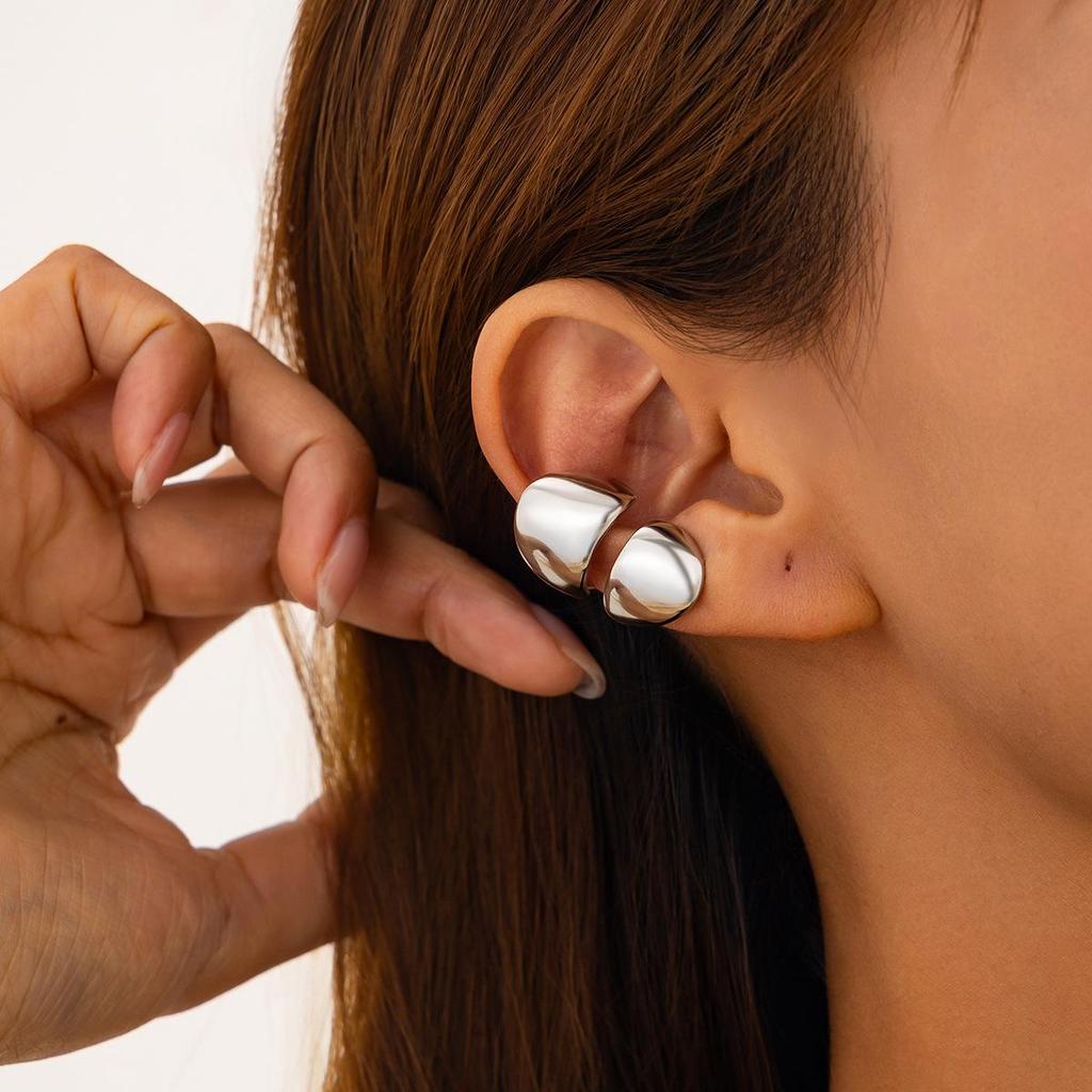 European & American Style Glossy Metal Water Drop Ear Clips: Geometric Pleated Circle Stud Earrings & Ear Cuffs.