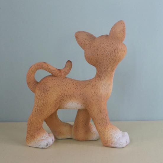 Fortune Cat Ornament Resin Material Fine Craftsmanship Cat Sculpture Wealth Symbol Decor Home Party Decoration
