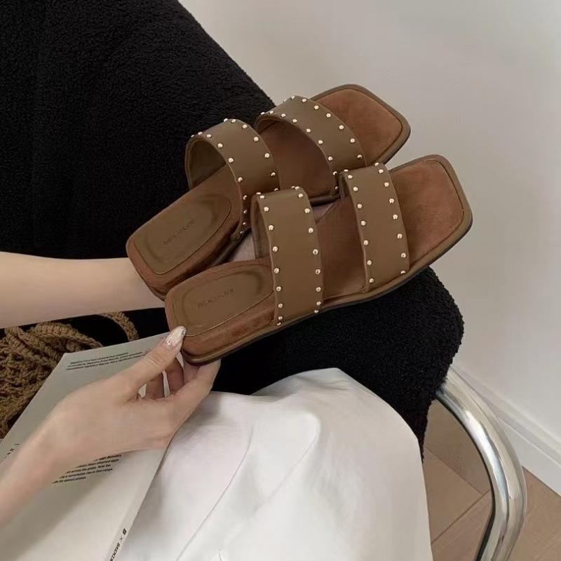 

Thick-soled heightening 3CM retro rivet wedge slippers women s summer outer wear vacation casual beach sandals sandals 39 коричневий