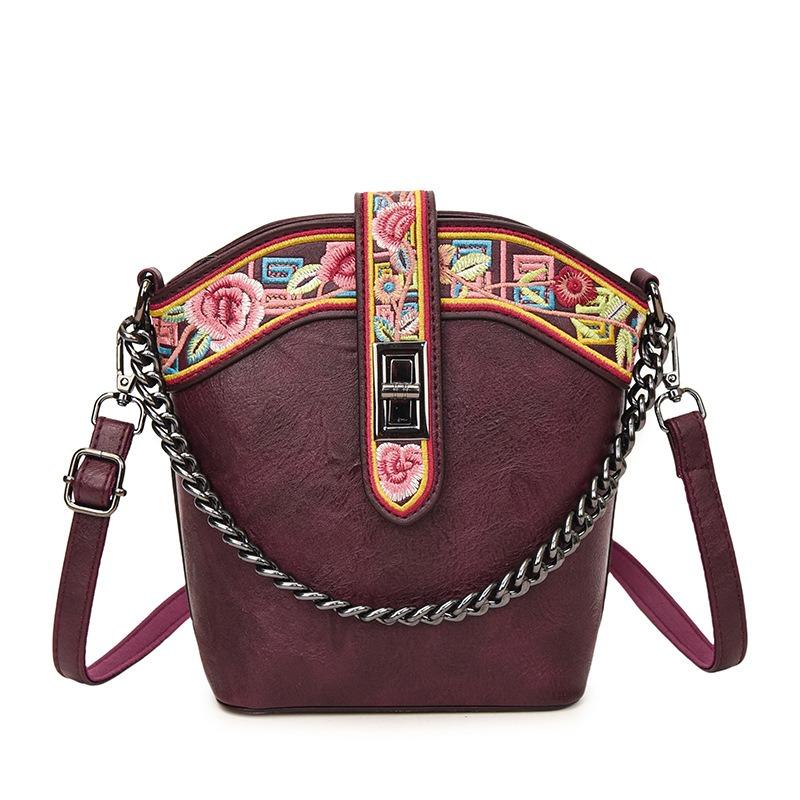 Retro Ethnic Style Embroidered Women's Shoulder Bags Soft PU Casual Ladies Messenger Bags Commuter Texture Women's Crossbody Bag for Mother's Day Gift