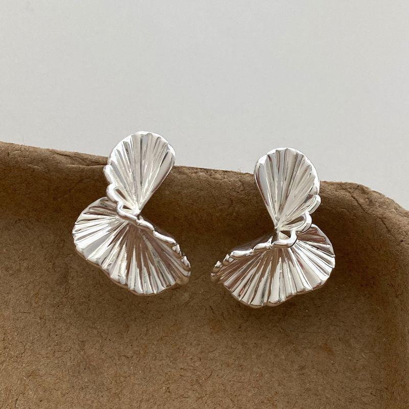 European and American Retro Metal Twisted Fan Blade Earrings 925 Silver Needle Earrings Niche Design High-End Earrings 2025 Women Silver