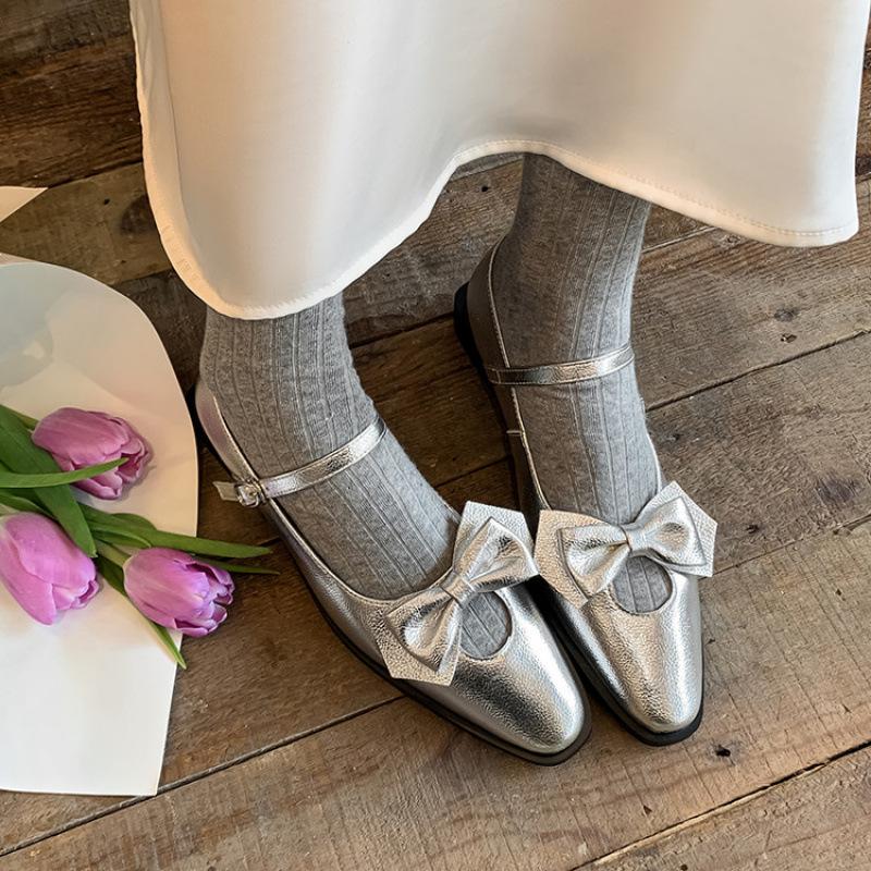 New leather fashion single shoes round head low heel non-slip soft sole casual sheepskin women's shoes flat four-season small leather shoes women