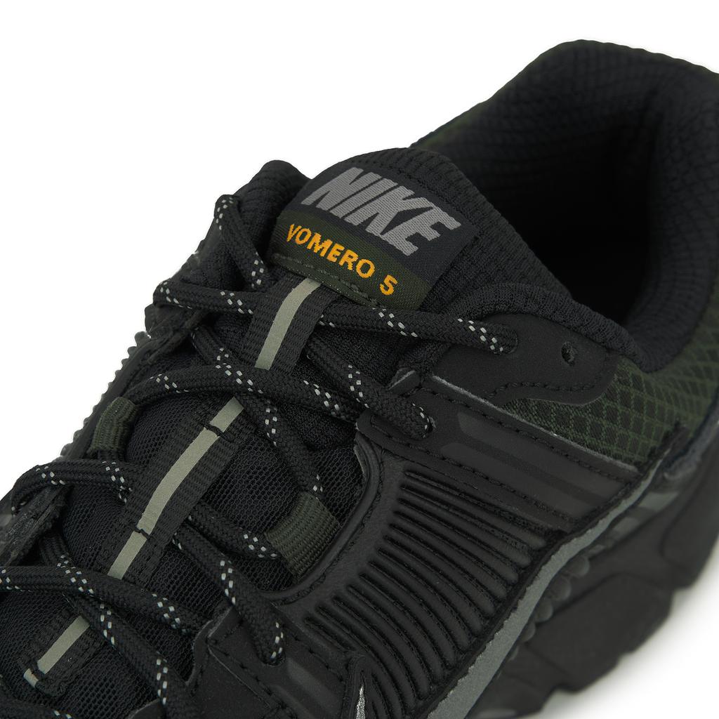 Nike Baskets Unisexe Air Zoom Vomero 5 Noir Séquoia Plat-Étain Métallique-Étain HV2527-001