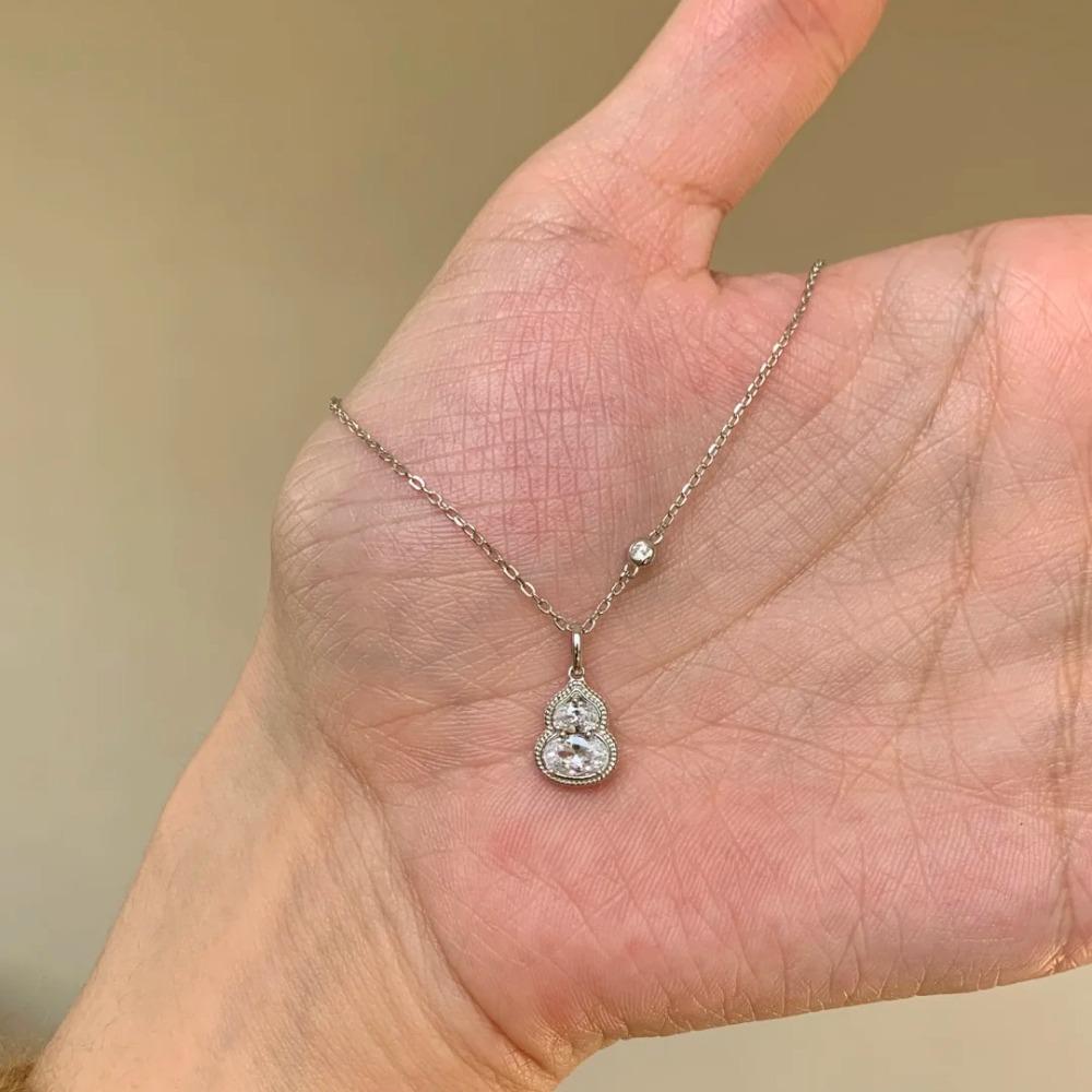 

Luxury White Diamond Gourd Necklace Women Fashion Chinese Style Collarbone Chain Pendant