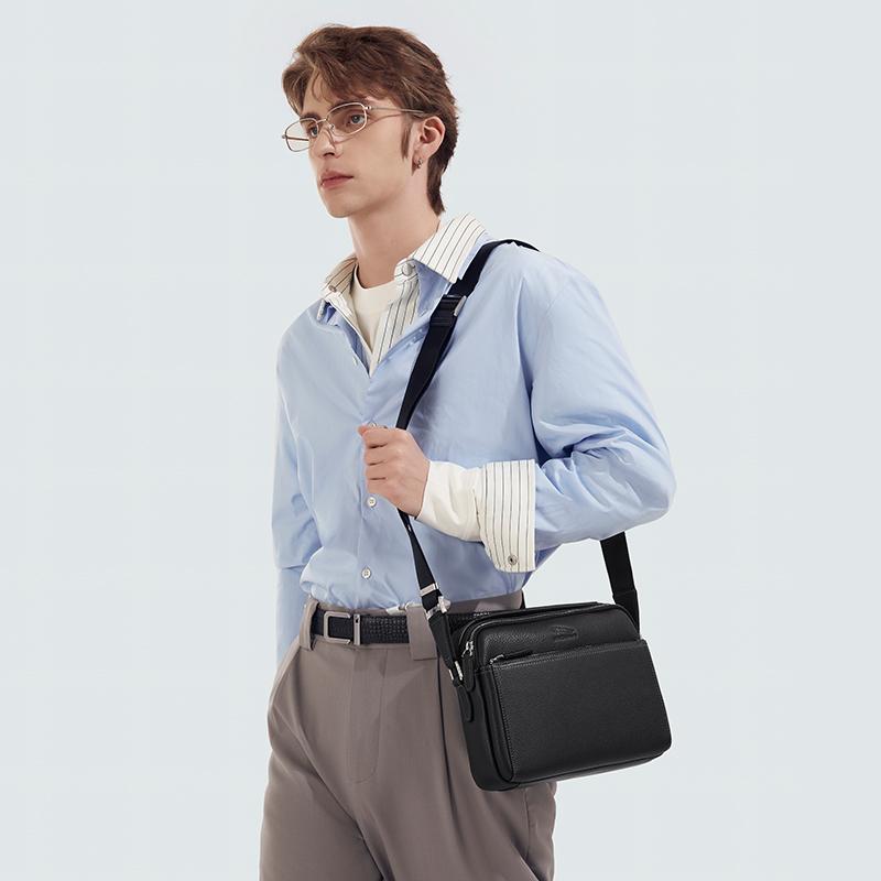 New JAGUAR Cow Leather Crossbody Bags Shoulder Bags Regular Men's Black JX1230273101