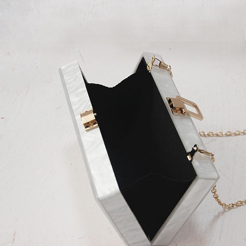 New Fashion Accessory Women Cute Bag Acrylic White Solid Night Dinner Handbag Woman Wedding Evening Bag Trendy Party Clutch Purse