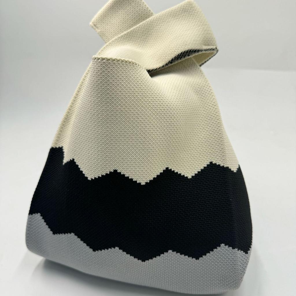 Women's Knot Wrist Bag Handmade Knitted Bag Portable Mini Striped Tote Bucket Phone Bags Large Capacity Autumn Winter Handbags