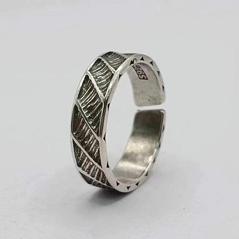 Retro Adjustable Index Finger Ring for Men, Punk Hip Hop Jewelry, Nostalgic Vintage Statement Ring, Cool Gothic Accessory Gift
