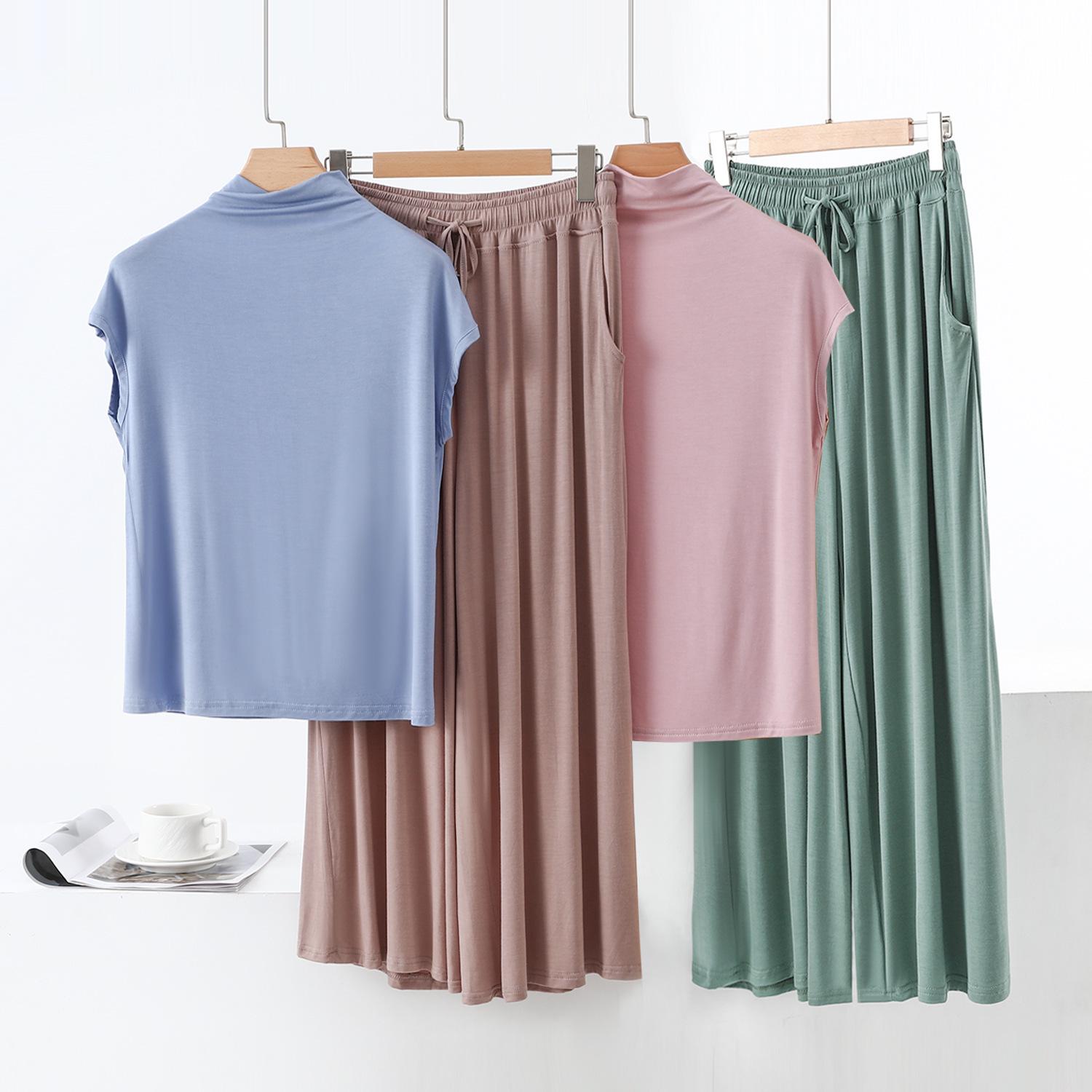

Summer High-Neck Sleeveless Top & Color Block Wide-Leg Pants Two-Piece Set L
