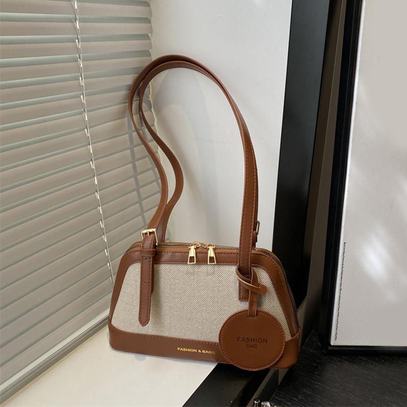 Elegant Classic Crossbody Bag Women Luxury Vintage Designer Minimalist Shoulder Bag Stylish Commuter Large Capacity Underarm Bag AVE